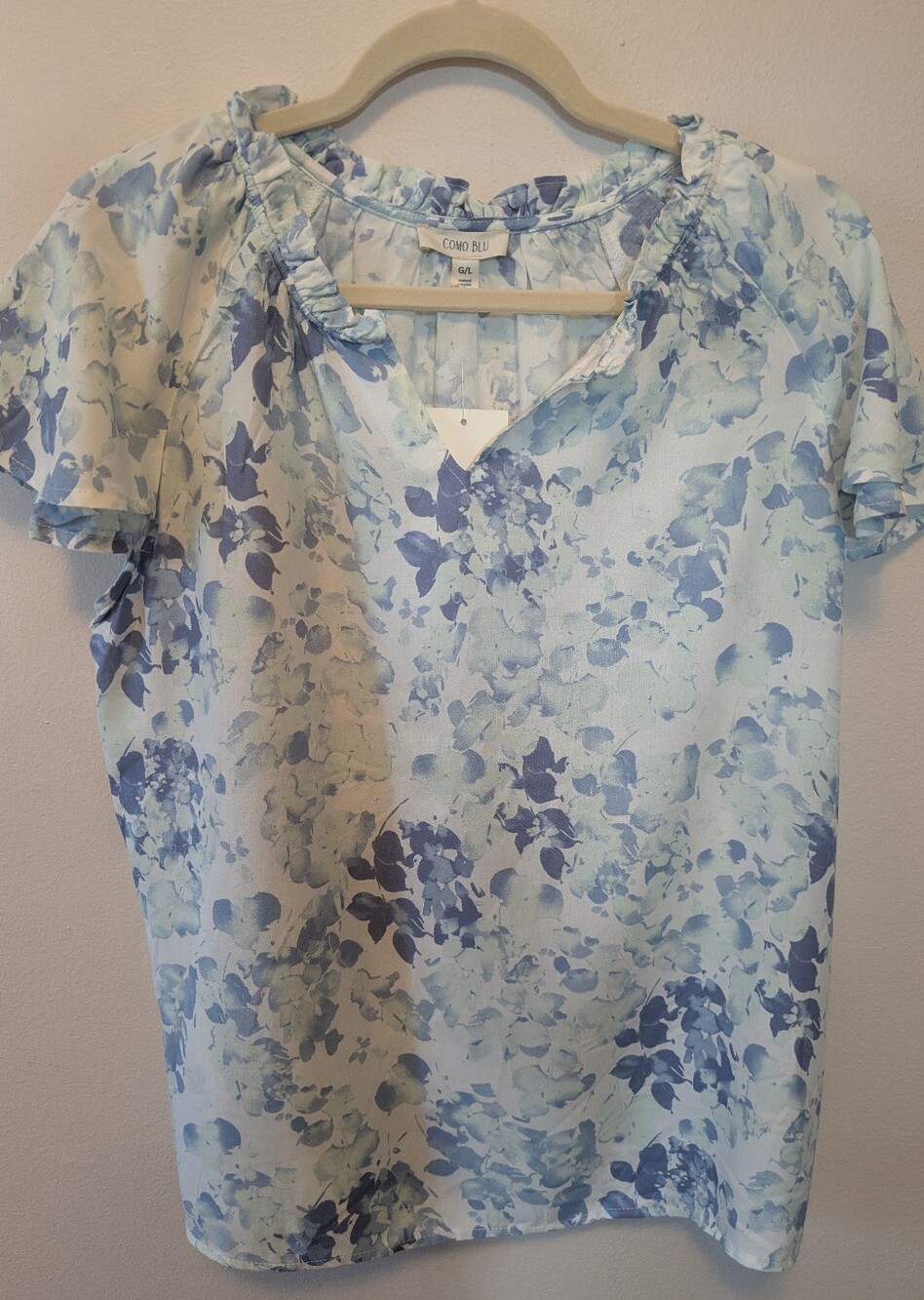 Light Blue Floral Short-Sleeve Women's Blouse